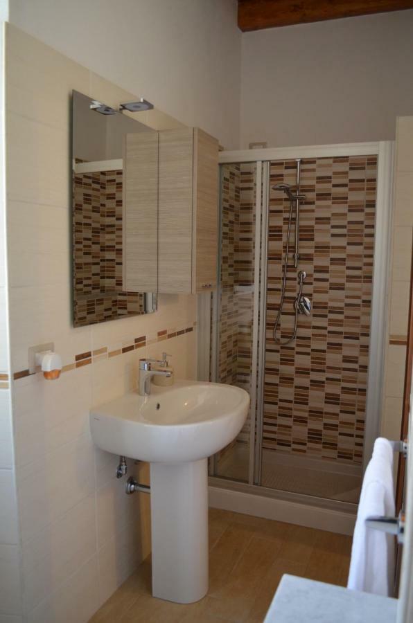 Casa Vacanze La Pavoncella Iglesias Ngoại thất bức ảnh