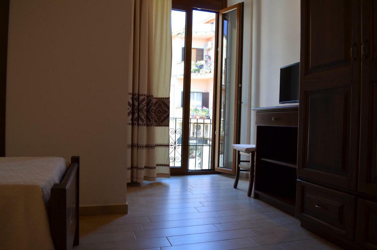 Casa Vacanze La Pavoncella Iglesias Ngoại thất bức ảnh