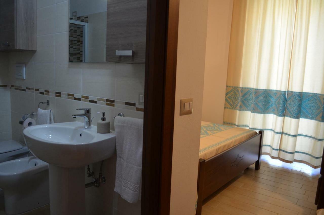 Casa Vacanze La Pavoncella Iglesias Ngoại thất bức ảnh