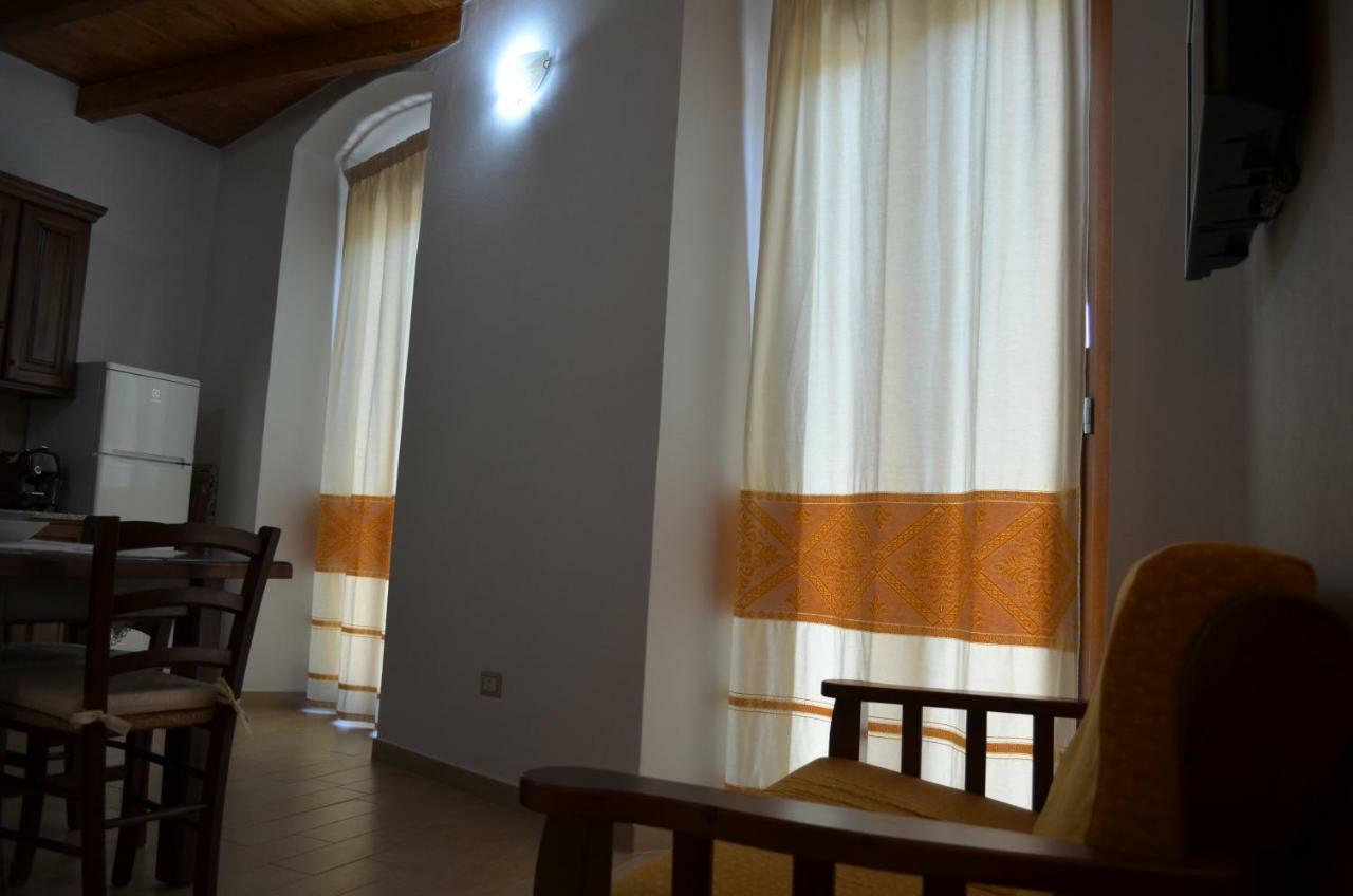 Casa Vacanze La Pavoncella Iglesias Ngoại thất bức ảnh
