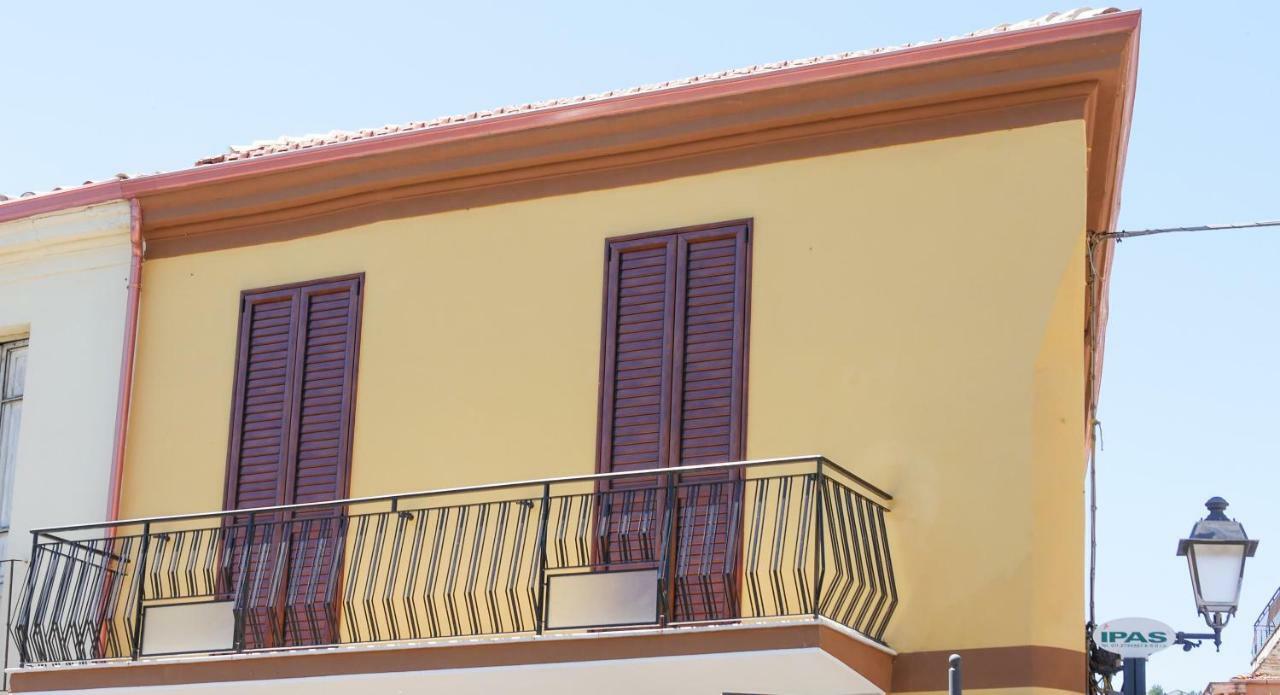 Casa Vacanze La Pavoncella Iglesias Ngoại thất bức ảnh
